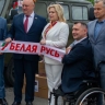 Курские медики получили два санитарных автомобиля от Витебской области