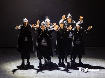 В Белгороде сыграли премьеру спектакля «Мальчиш-Кибальчиш»