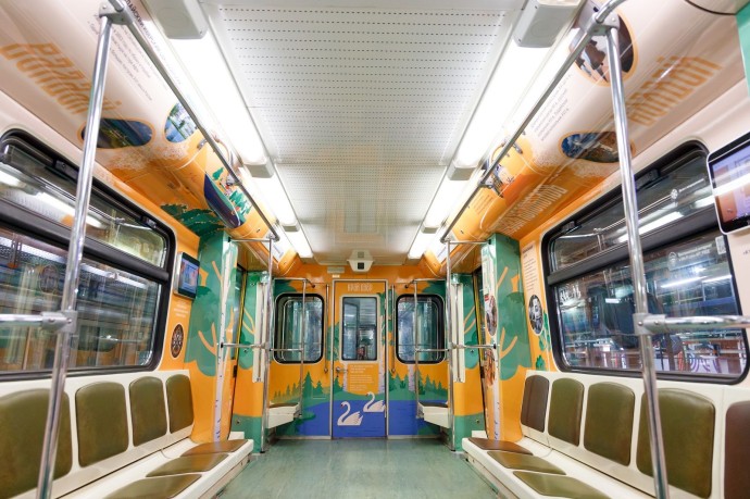 Новый тематический состав в метро посвятили Новгородской области