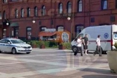 В центре Пензы подросток на дрифт-каре врезался в коляску с ребенком