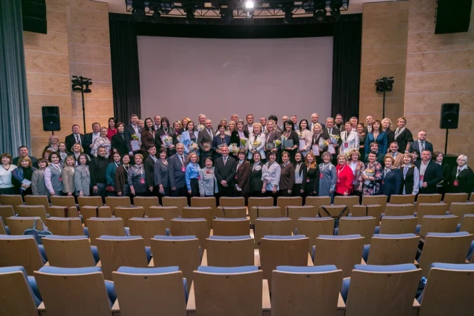 В Минкультуры России прошло пленарное заседание XI Всероссийского съезда руководителей методических служб в сфере народного творчества В Минкультуры России прошло пленарное заседание XI Всероссийского съезда руководителей методических служб в сфере народного творчества