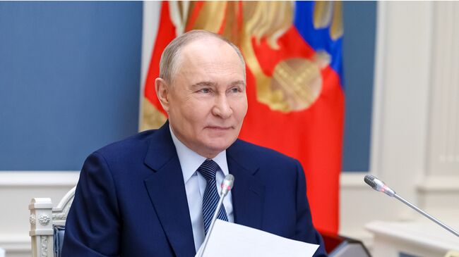 Путин рекомендовал регионам обеспечить организацию обучения участников СВО