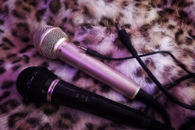 Севшая батарейка стала фаворитом калининградцев на новогодних корпоративах