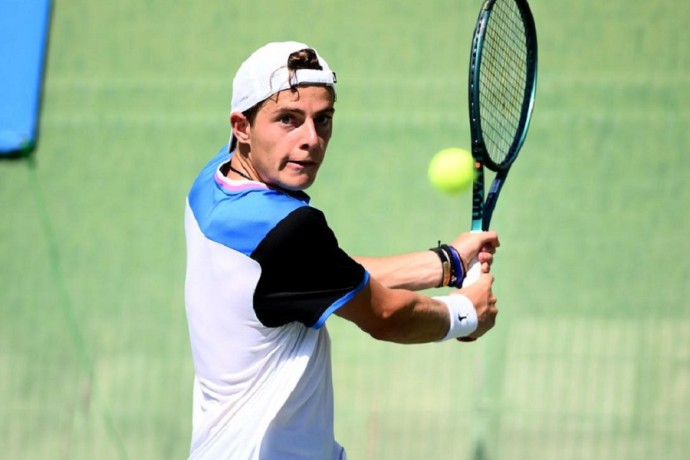 Ещё один российский теннисист объявил о смене спортивного гражданства Ещё один российский теннисист объявил о смене спортивного гражданства