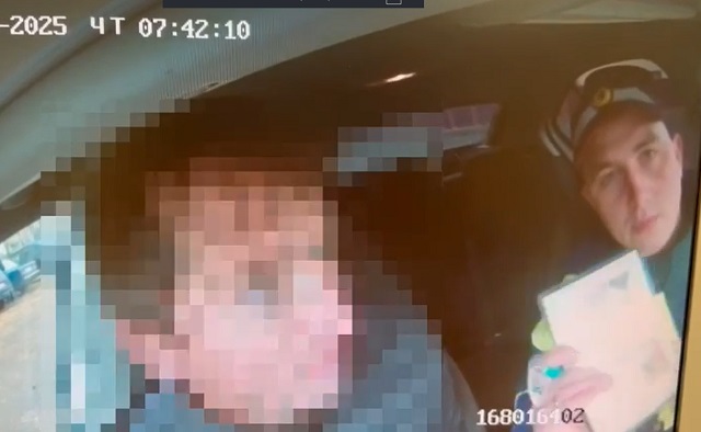 В Мордовии три водителя пытались дать взятку сотрудникам Госавтоинспекции В Мордовии три водителя пытались дать взятку сотрудникам Госавтоинспекции