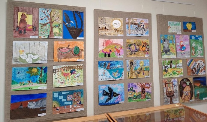 В музее Крылова открылась выставка работ учащихся инклюзивных лабораторий В музее Крылова открылась выставка работ учащихся инклюзивных лабораторий