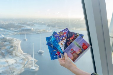 В Петербурге заработала новогодняя почта  «Лахта в арт-фокусе»