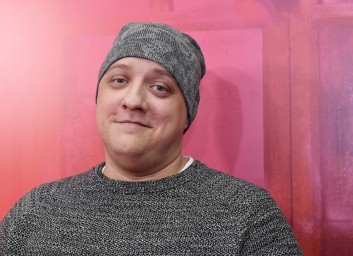 Шоумен Григорян: Похороны актера Романа Попова пройдут в Москве