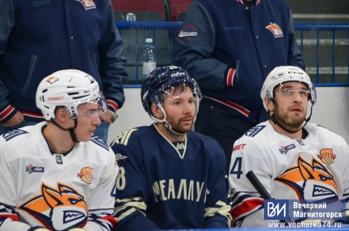 Хоккеист "Металлурга" повторил собственный рекорд