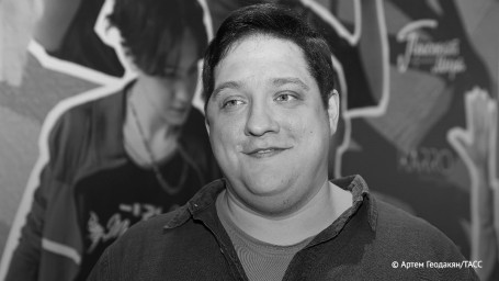 Умер популярный российский актёр Роман Попов