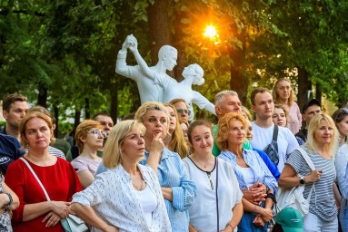 Москвичей приглашают послушать песни военных лет в рамках «Лета в Москве»
