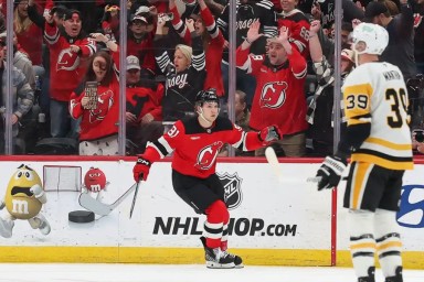 Гол Грюцюка помог "Нью-Джерси" обыграть "Питтсбург"