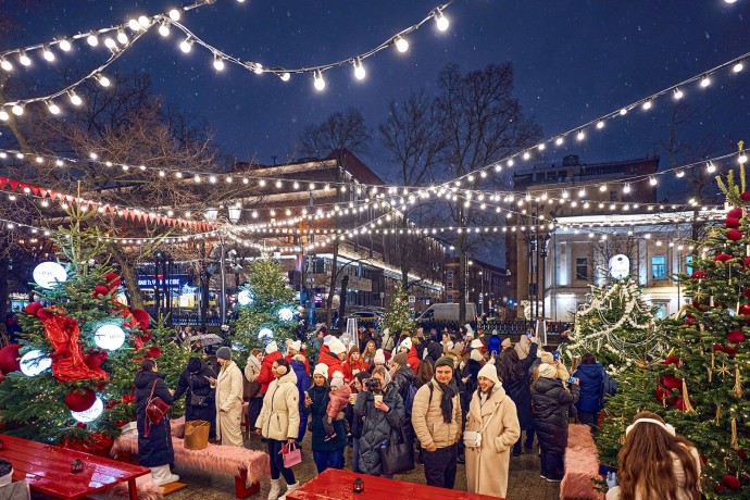Для горожан и гостей столицы подготовили более 30 прогулочных маршрутов по Москве