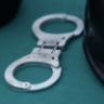 Астраханские силовики задержали мужчину за комментарии в социальных сетях
