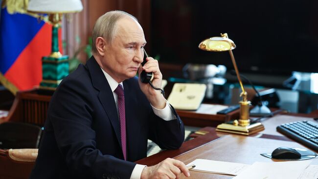 Лукашенко и Путин провели телефонный разговор
