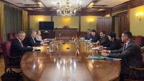 Алексей Оверчук провёл встречу с Первым заместителем Председателя Кабинета министров Киргизской Республики Данияром Амангельдиевым