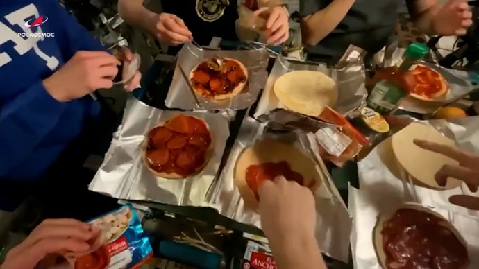 На МКС приготовили пиццу