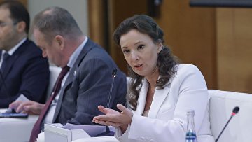 Кузнецова предлагает заполнить рынок игрушками с российской символикой