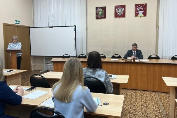 И.о. главы Кузнецка провел совещание по безопасности и благоустройству Кузнецка И.о. главы Кузнецка провел совещание по безопасности и благоустройству Кузнецка