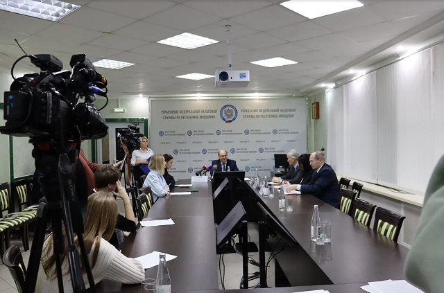 Руководитель УФНС РФ по РМ Юрий Горюнов: Мордовия лидирует в ПФО по темпам роста поступлений в региональный бюджет Руководитель УФНС РФ по РМ Юрий Горюнов: Мордовия лидирует в ПФО по темпам роста поступлений в региональный бюджет