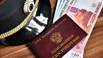Экс-полицейские получили 5 лет условно за требование дешево купить авто очевидца