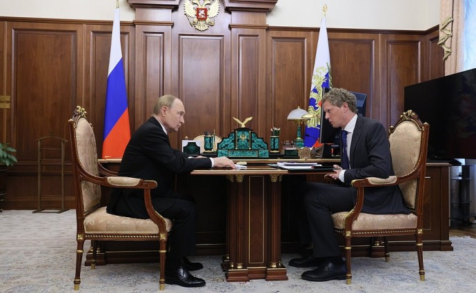 Владимир Путин встретился с руководителем ФНС