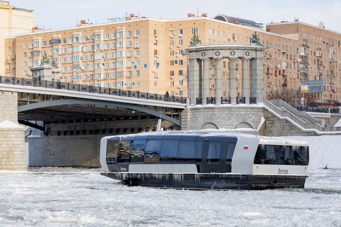 Регулярный речной транспорт столицы продолжает работу зимой