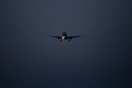 В России пассажирский самолет совершил вынужденную посадку