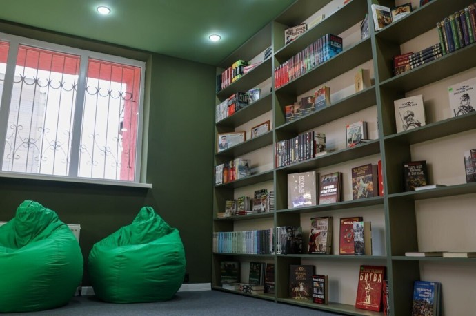 В Перевальске открыли модельную библиотеку В Перевальске открыли модельную библиотеку