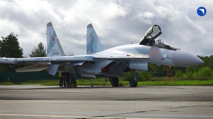 Новая партия многоцелевых истребителей Су-35С передана «Ростехом» в войска
