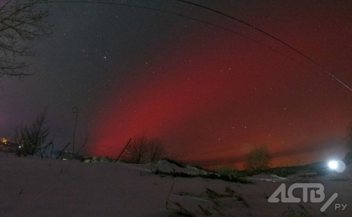 Сахалинцы запечатлели необычное явление, похожее на северное сияние Сахалинцы запечатлели необычное явление, похожее на северное сияние