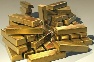 Операции с золотом и ювелирными изделиями возьмут под дополнительный контроль