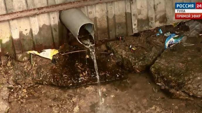 Вода из родника и дачного колодца: как обезопасить воду в полевых условиях