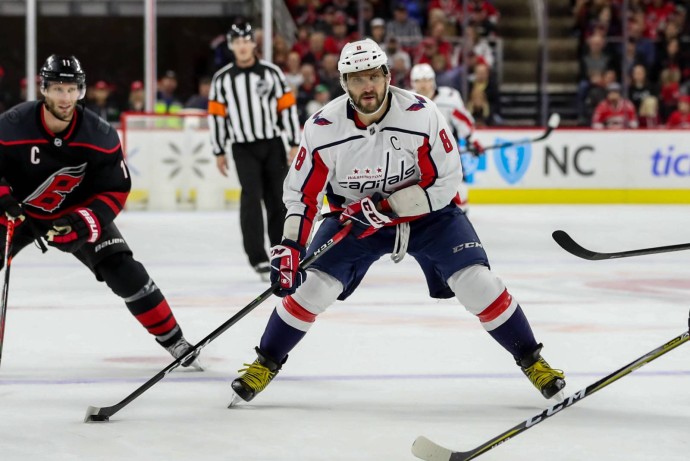 Фетисов: Хочется, чтобы Овечкин скорее начал снова забивать Фетисов: Хочется, чтобы Овечкин скорее начал снова забивать