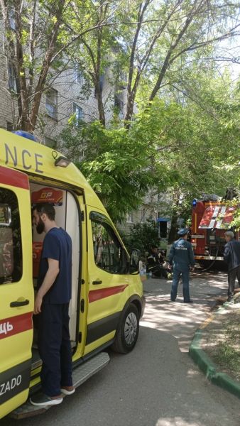 Ребенка скинули с пятого этажа в Астрахани