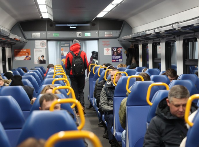 Городские электрички перевезли в Ярославле 50 тысяч пассажиров Городские электрички перевезли в Ярославле 50 тысяч пассажиров