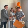 В Новосибирской области первая семья приобрела квартиру по льготной ипотеке для работников ОПК