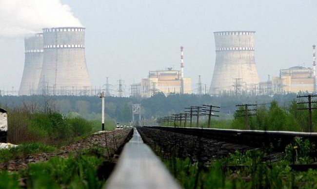 «Энергоатому» пришлось объясниться: Российская армия добралась до АЭС