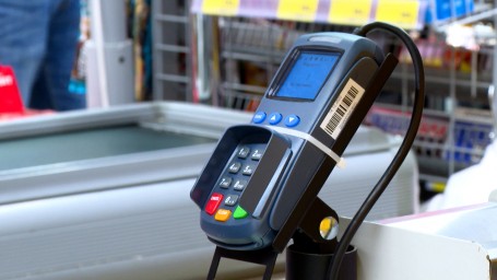 Инфляция в Петербурге составила 3,8% за полгода