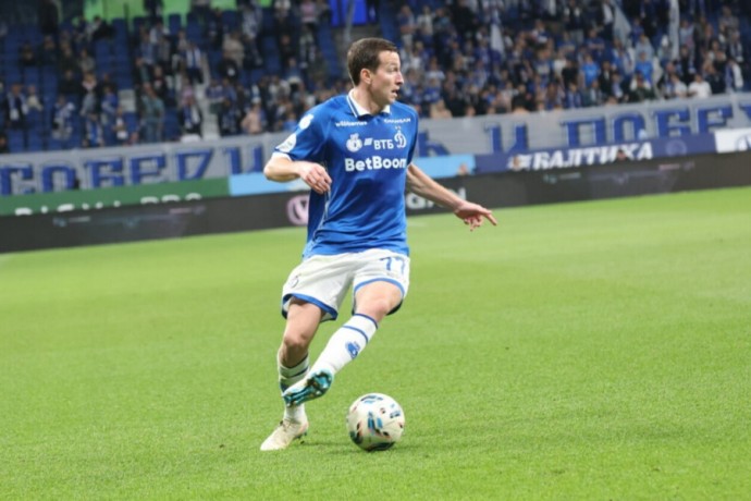 Агент Макарова заявил, что у Гусева личная неприязнь к футболисту "Динамо"