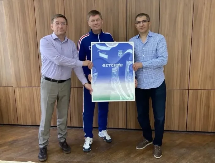 Омари Тетрадзе сохранил пост главного тренера ФК «Уфа»