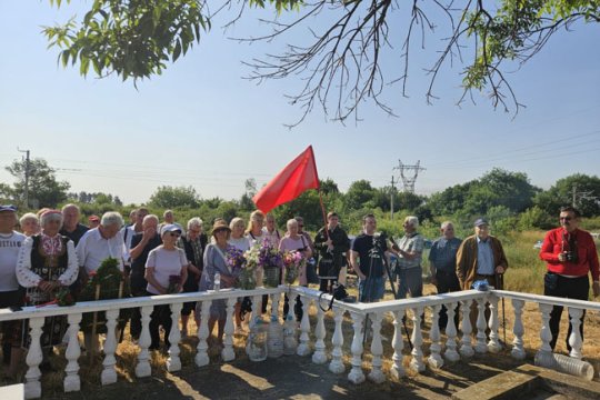 Общественные организации Болгарии почтили память русских воинов-освободителей