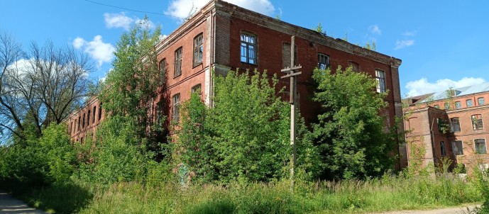 В Ярославле на продажу выставили три корпуса на Калмыковых В Ярославле на продажу выставили три корпуса на Калмыковых