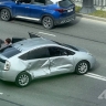 Toyota Land Cruiser и Toyota Prius "встретились" в Южно-Сахалинске