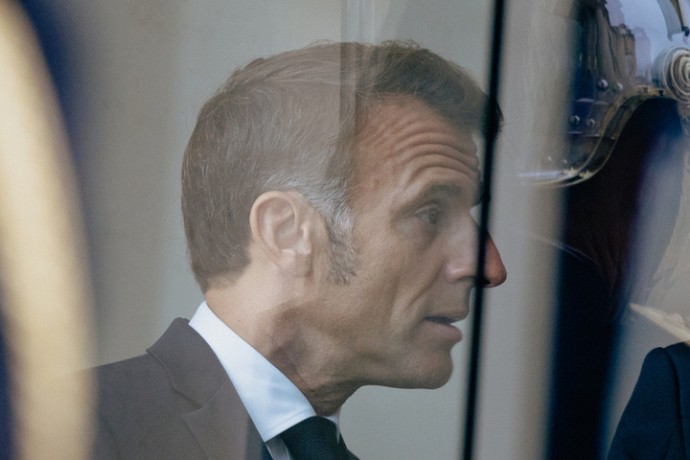 Макрон поспорил с Трампом на российскую нефть