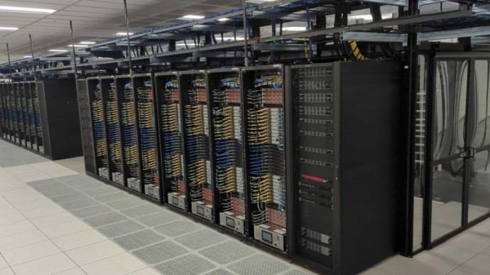 Глава NVIDIA убеждён, что ускорители для систем ИИ в Китай тайно не поставляются