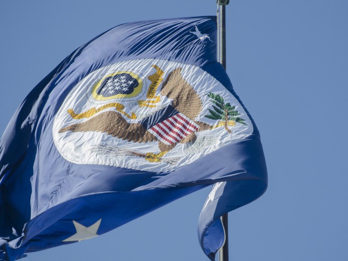 США подтвердили угрозы запретить выдачу виз ответственным за «цензуру в соцсетях» иностранцам