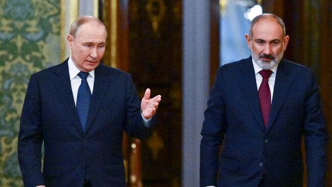 Путин поздравил Пашиняна с юбилеем