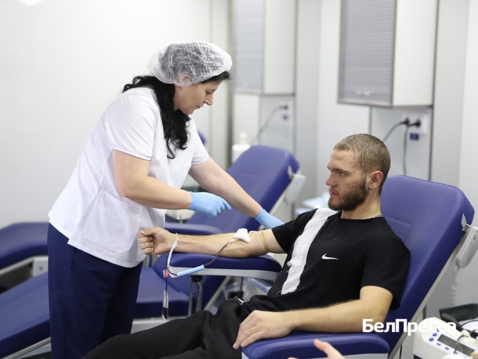 Белгородцы сдали около 25 литров крови для пострадавших в ДТП детей