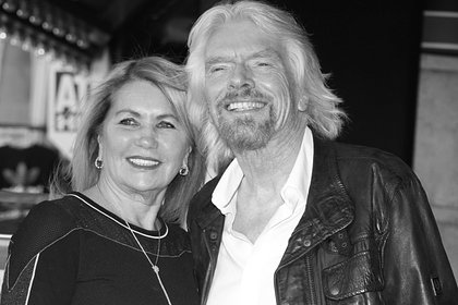 Британский миллиардер сообщил о смерти своей супруги Британский миллиардер сообщил о смерти своей супруги